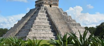 Merida tours: Mayan ruins of Chichen Itza